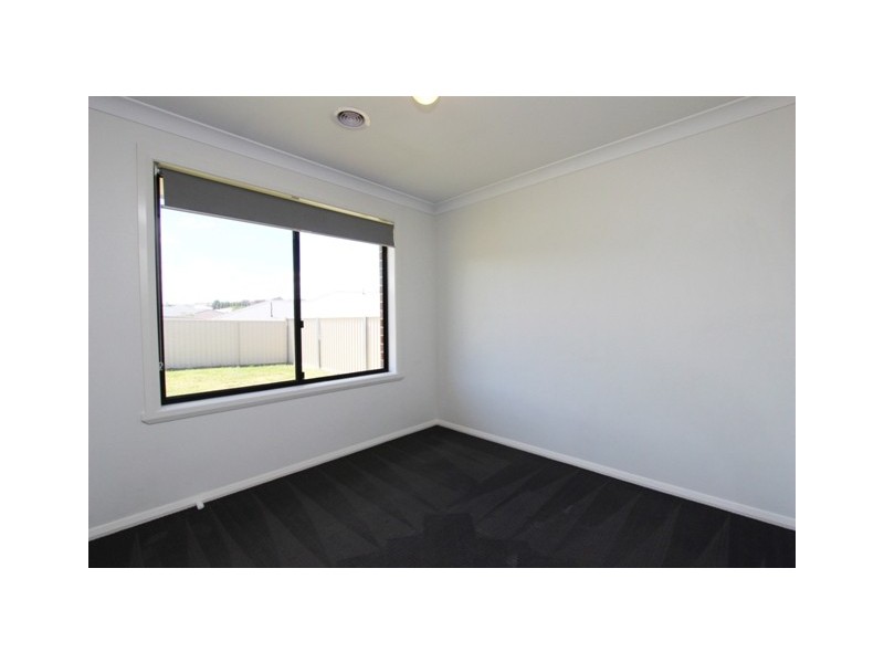 28 Amber Close, Kelso NSW 2795