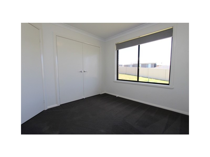 28 Amber Close, Kelso NSW 2795