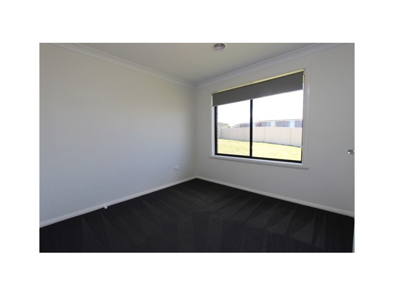 28 Amber Close, Kelso NSW 2795