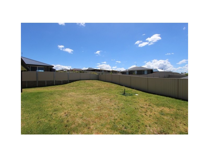 28 Amber Close, Kelso NSW 2795