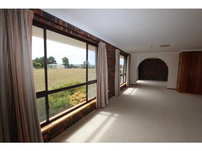 34 Woodside Drive, Mount Rankin NSW 2795