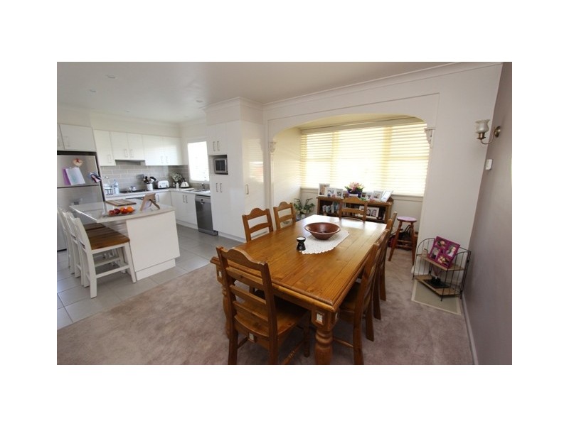 33 Brilliant St, Bathurst NSW 2795