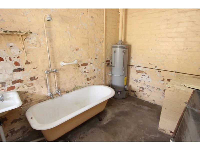 188 Durham Street, Bathurst NSW 2795