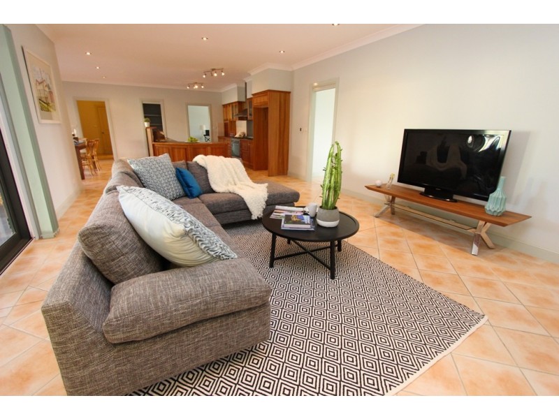 171 Blue Ridge Drive, White Rock NSW 2795