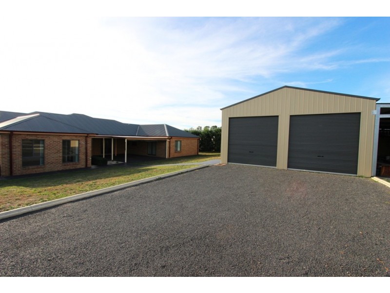 171 Blue Ridge Drive, White Rock NSW 2795