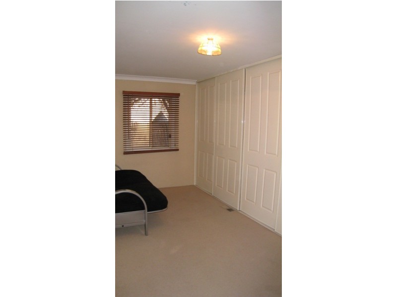 18 Annesley Street, West Bathurst NSW 2795