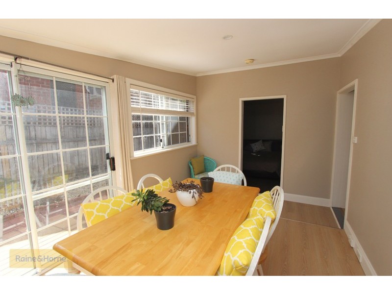 201 Hope Street, Bathurst NSW 2795