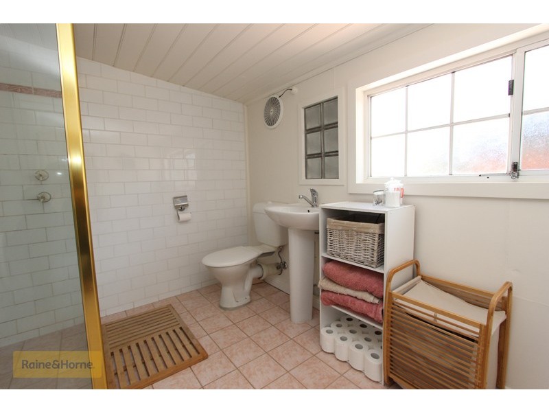 201 Hope Street, Bathurst NSW 2795