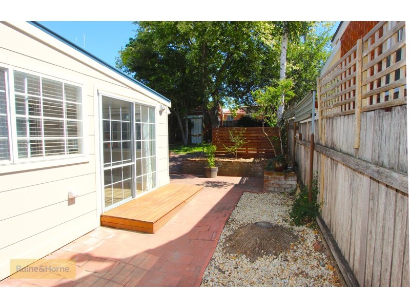 201 Hope Street, Bathurst NSW 2795