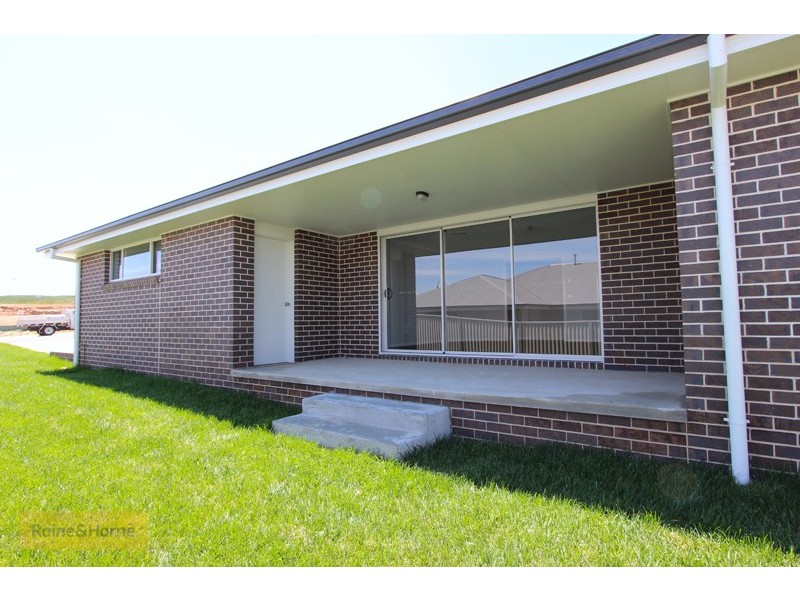 77 Graham Drive, Kelso NSW 2795