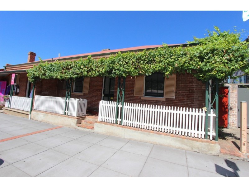 202 Howick Street, Bathurst NSW 2795