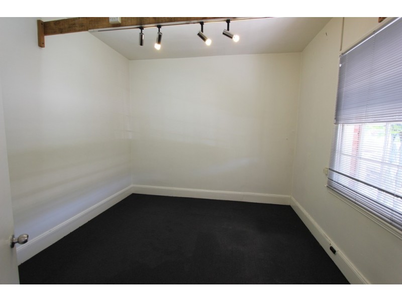 202 Howick Street, Bathurst NSW 2795