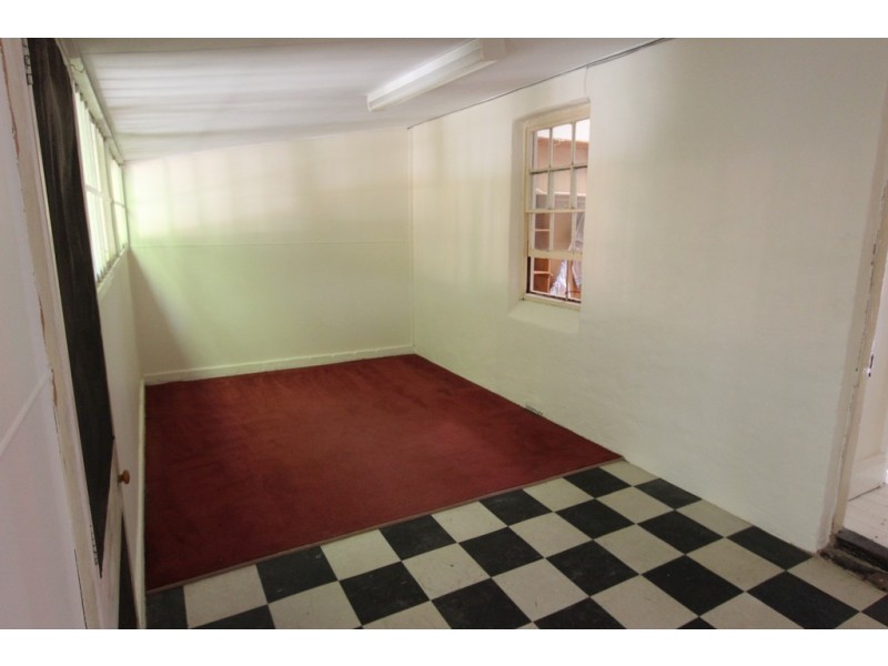 202 Howick Street, Bathurst NSW 2795