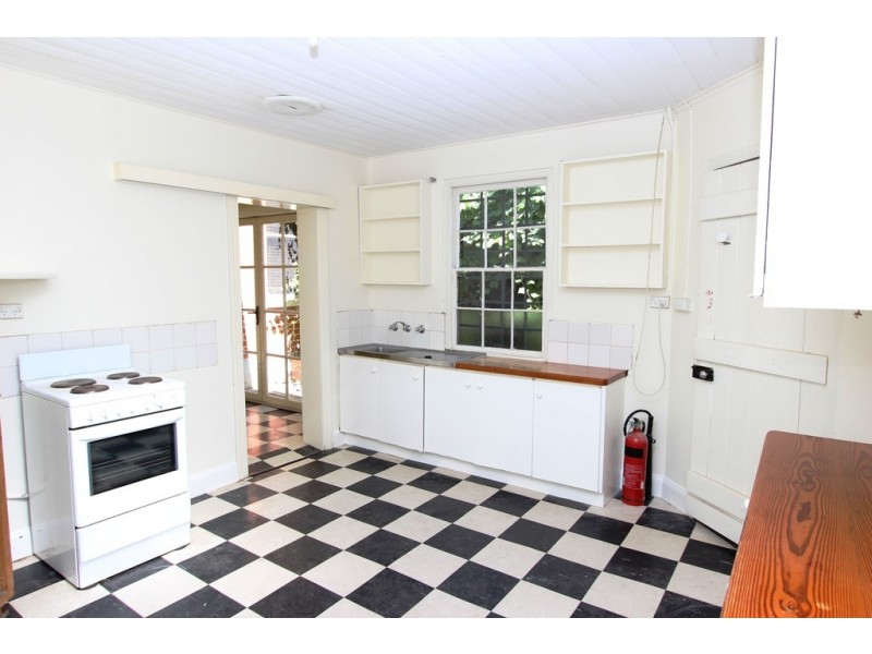 202 Howick Street, Bathurst NSW 2795