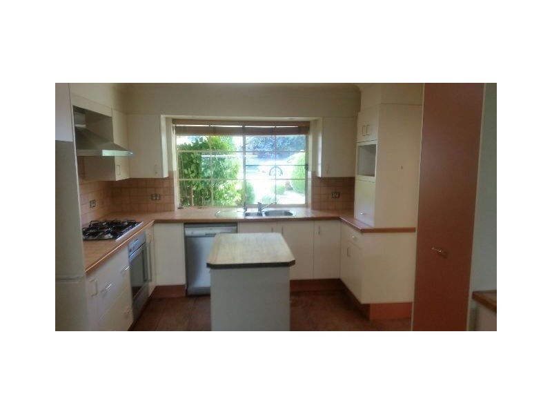 29 Kurumben Pl, Bathurst NSW 2795