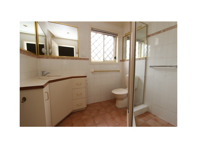 29 Kurumben Pl, Bathurst NSW 2795