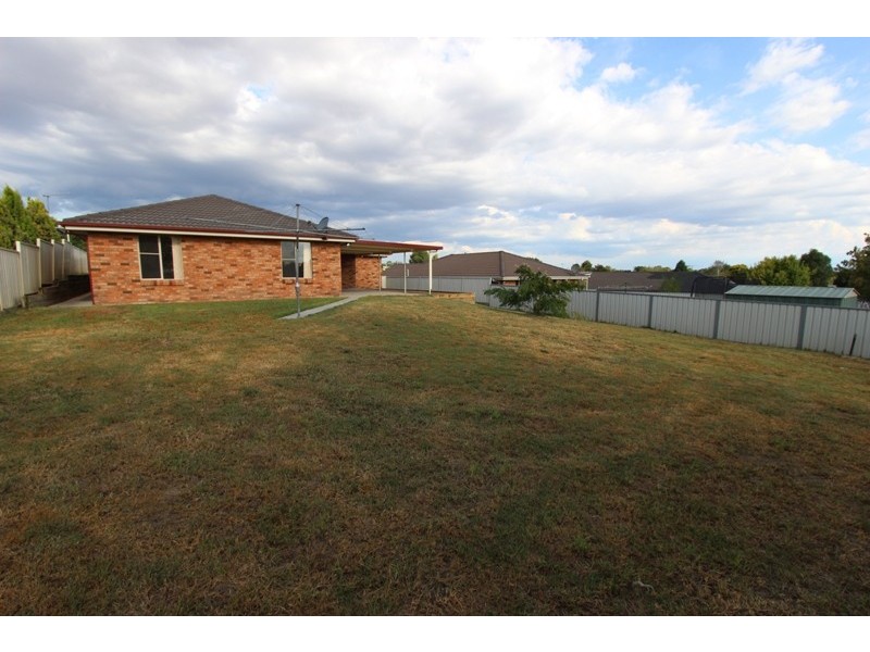 50 Halfpenny Drive, Kelso NSW 2795