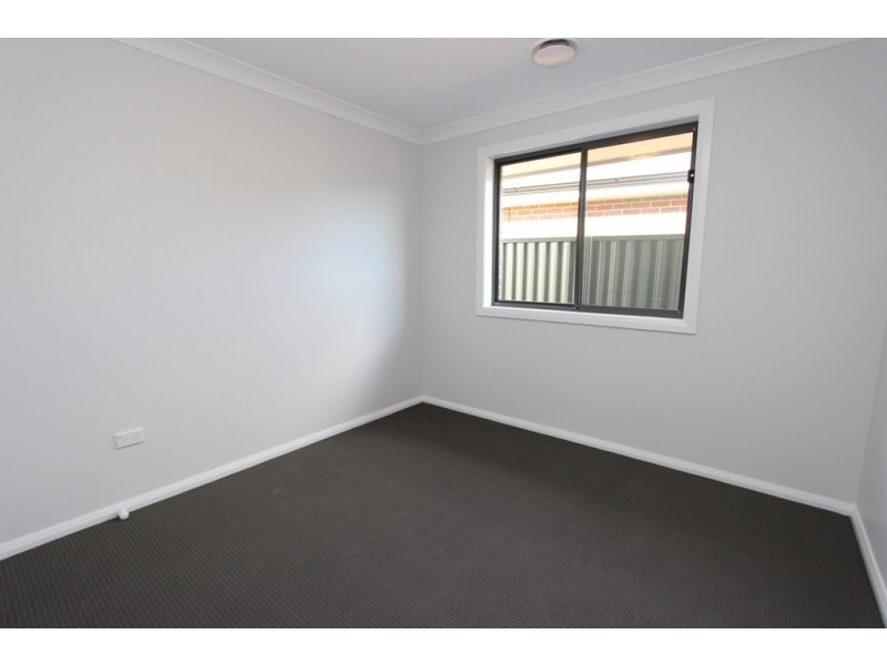 10a Grimes Street, Windradyne NSW 2795