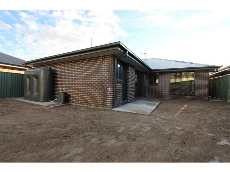 10a Grimes Street, Windradyne NSW 2795