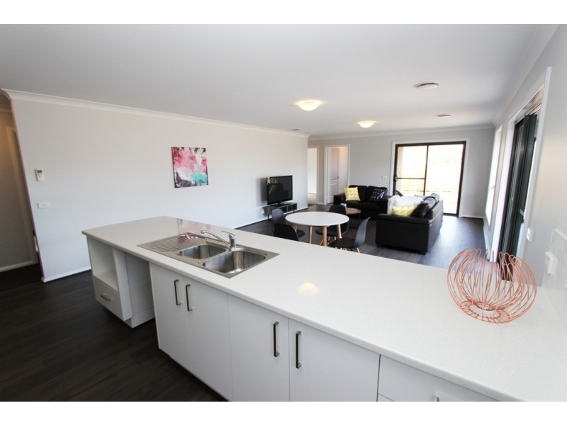 10 Grimes Street, Windradyne NSW 2795