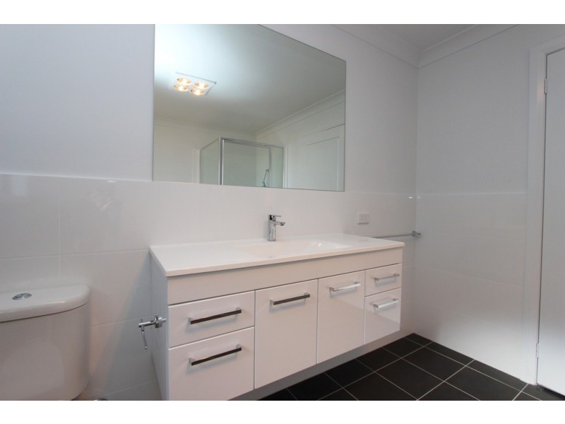 10 Grimes Street, Windradyne NSW 2795