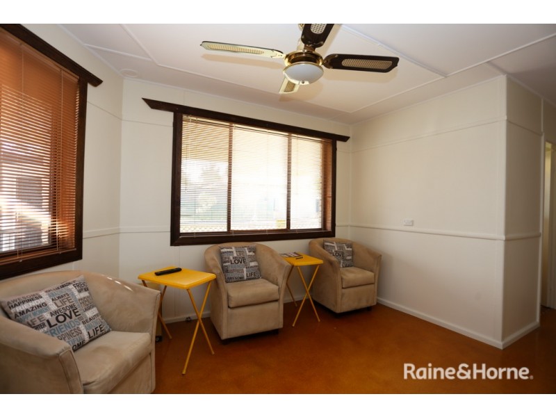 104 Sydney Road, Kelso NSW 2795