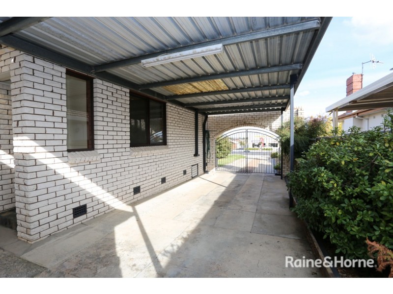 104 Sydney Road, Kelso NSW 2795