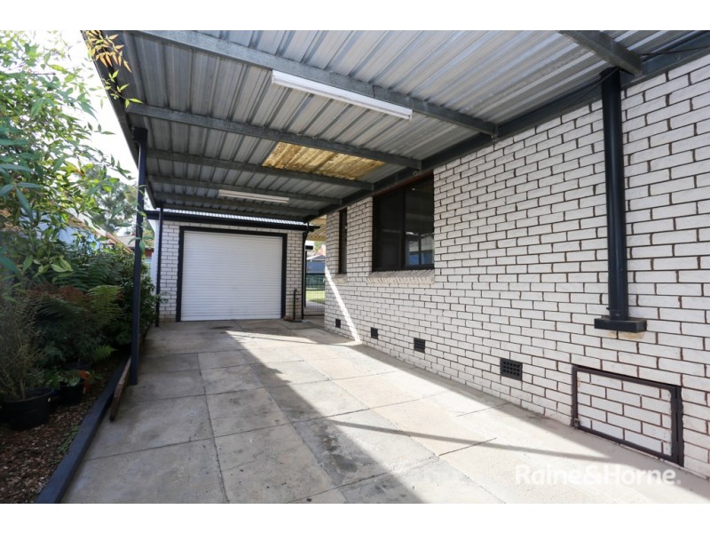 104 Sydney Road, Kelso NSW 2795