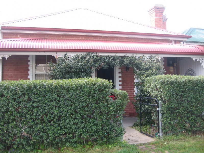 10 Lewins Street, Bathurst NSW 2795