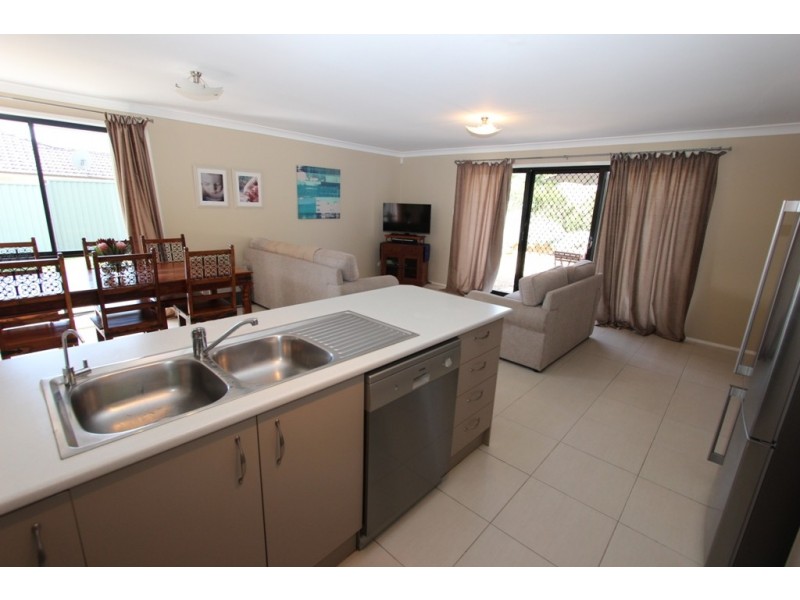 4 Ash Place, Kelso NSW 2795