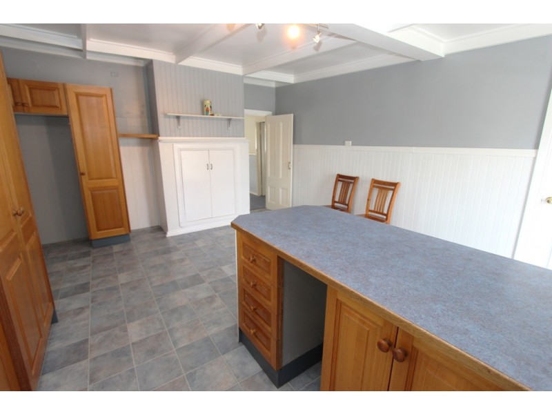 14 West Street, Bathurst NSW 2795