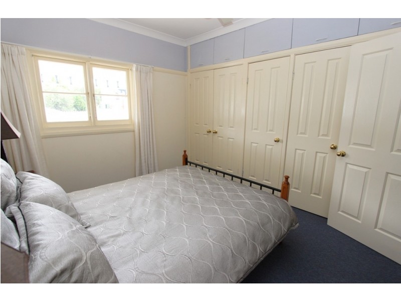 14 West Street, Bathurst NSW 2795