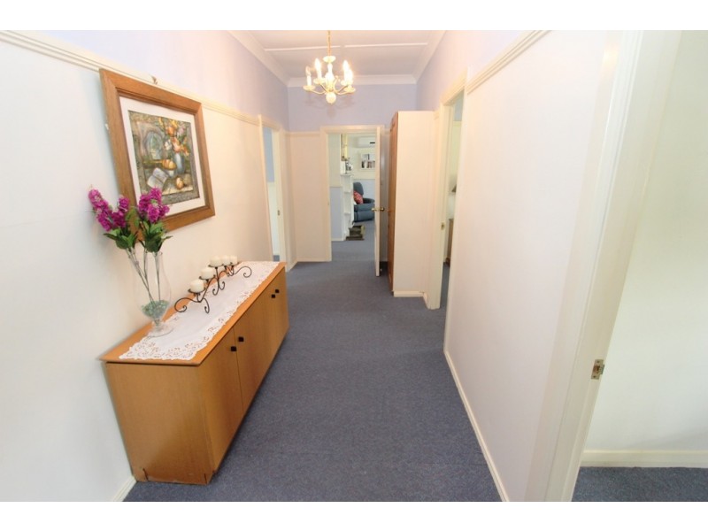 14 West Street, Bathurst NSW 2795