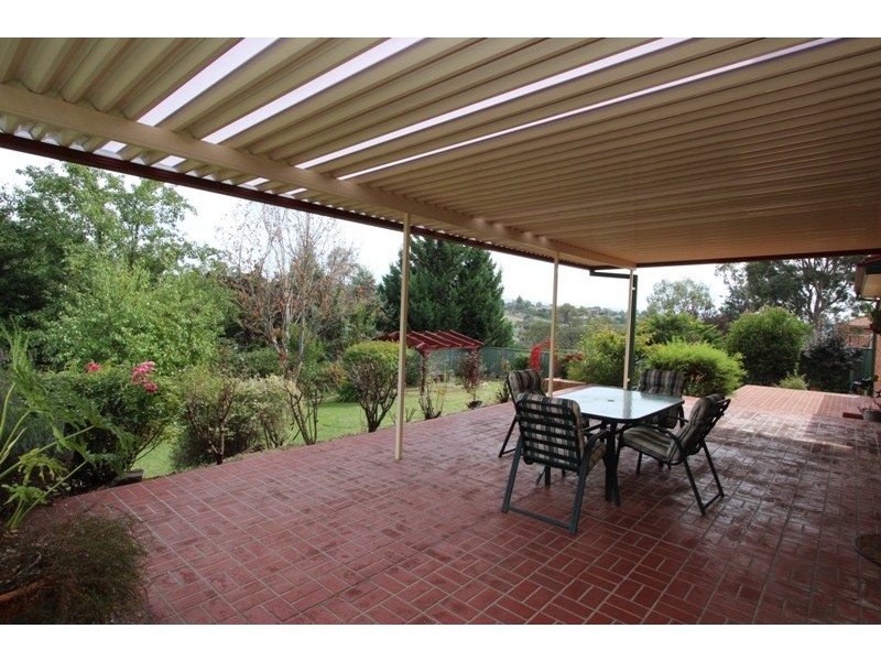 15 Kurumben Place, West Bathurst NSW 2795