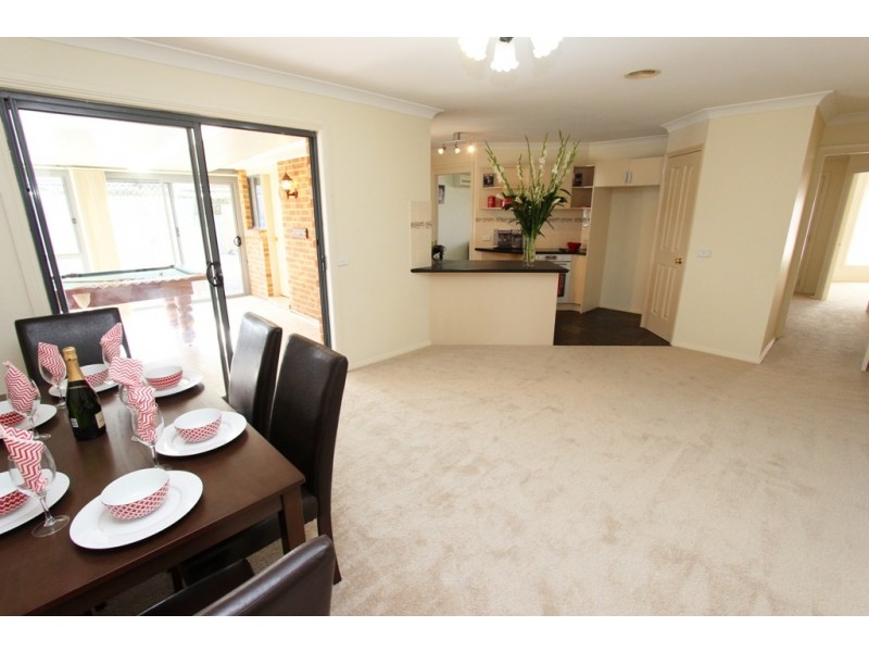 9 Willow Drive, Kelso NSW 2795