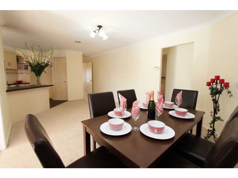 9 Willow Drive, Kelso NSW 2795