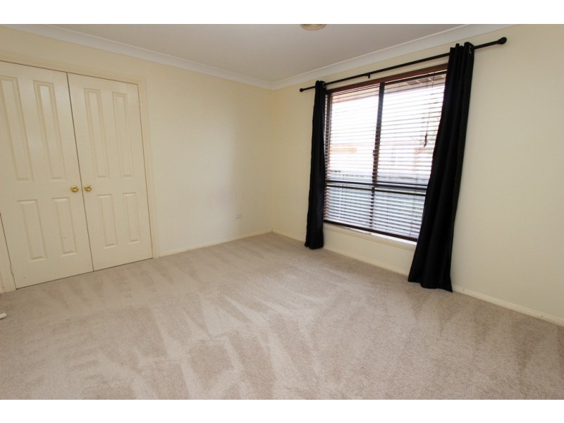 9 Willow Drive, Kelso NSW 2795