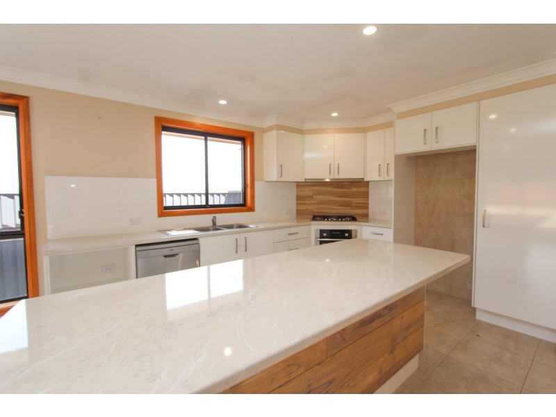 267a Lambert Street, Bathurst NSW 2795