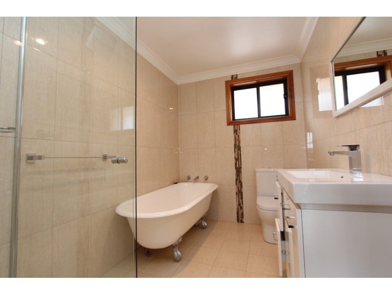 267a Lambert Street, Bathurst NSW 2795