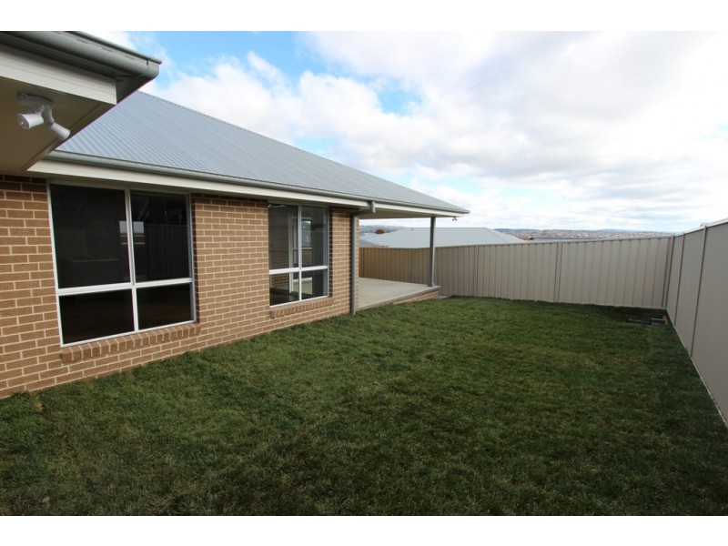 5 Cassidy Way, Kelso NSW 2795