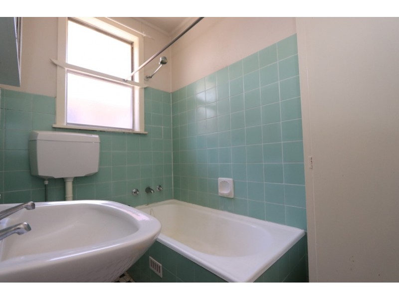 1/277 Russell St, Bathurst NSW 2795