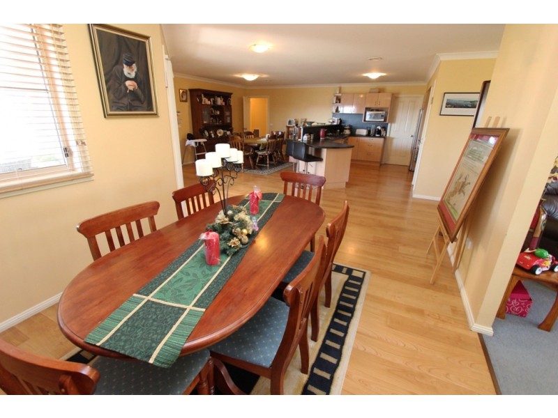 41 Osborne Avenue, West Bathurst NSW 2795