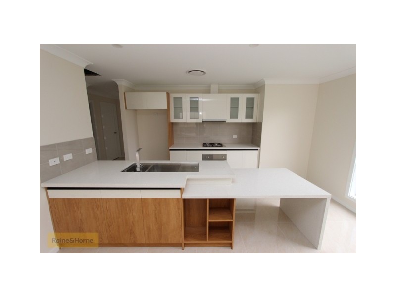 3/40 Wentworth Dr, Kelso NSW 2795
