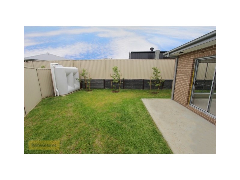 3/40 Wentworth Dr, Kelso NSW 2795