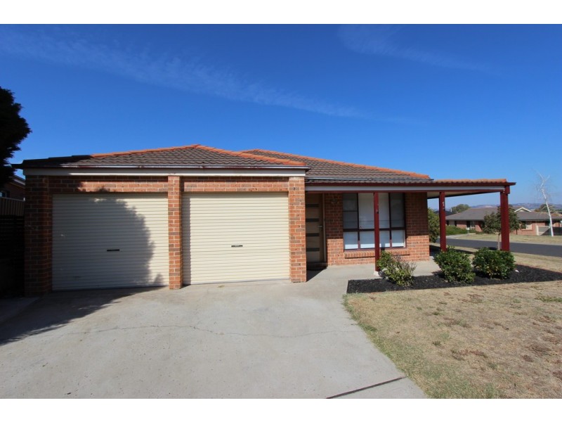 1/1 Horan Close, Kelso NSW 2795