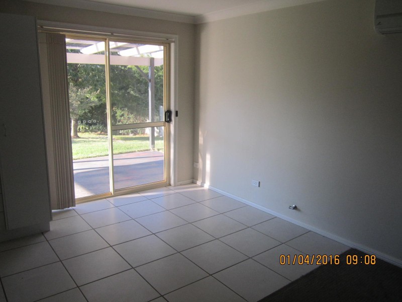 10 Burgess Place, Bathurst NSW 2795