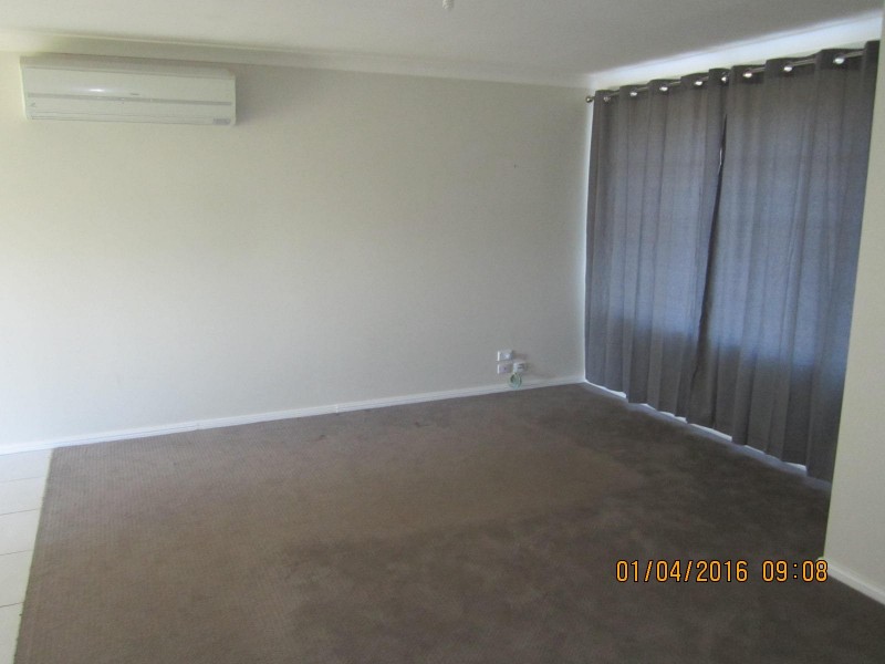 10 Burgess Place, Bathurst NSW 2795