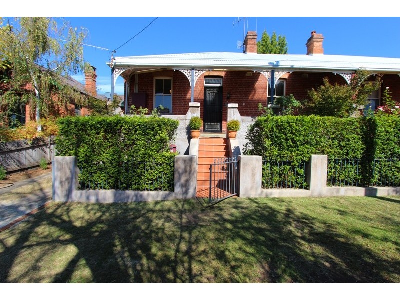 224 Lambert Street, Bathurst NSW 2795