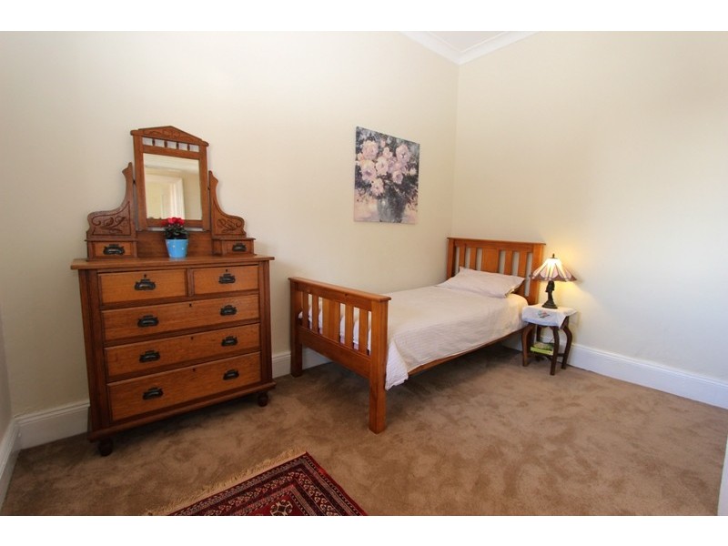 224 Lambert Street, Bathurst NSW 2795