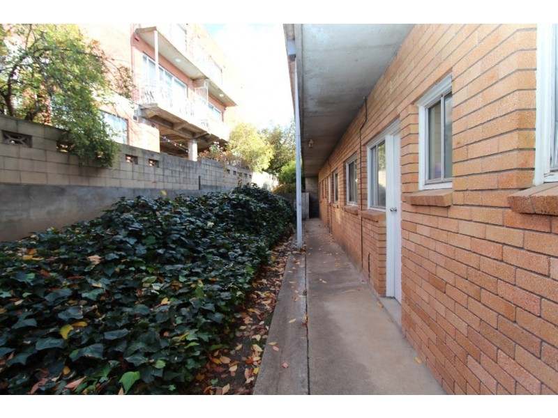 1/2 William Street, Bathurst NSW 2795